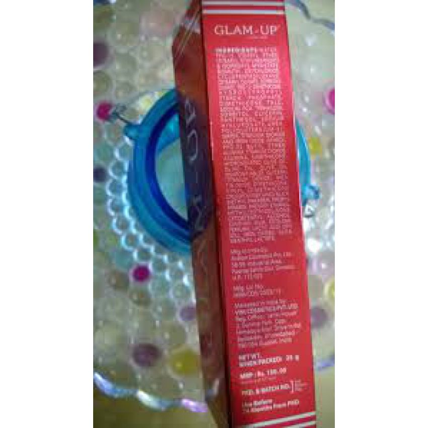 Glam Up Powder Cream